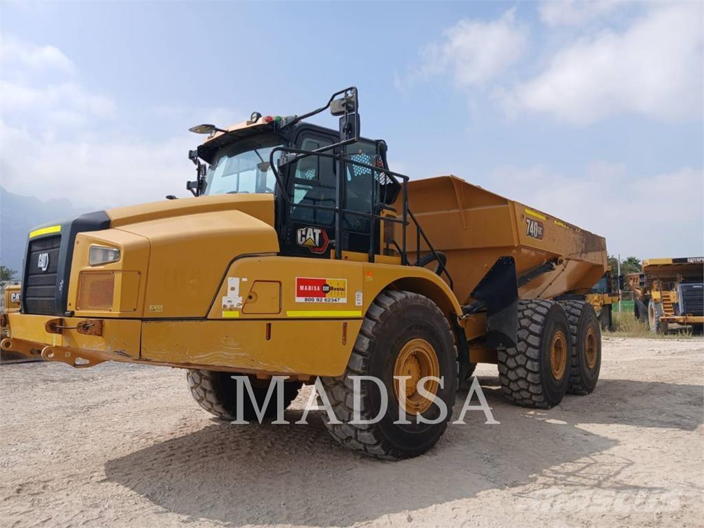 CAT 740 GC Kloubové dempry