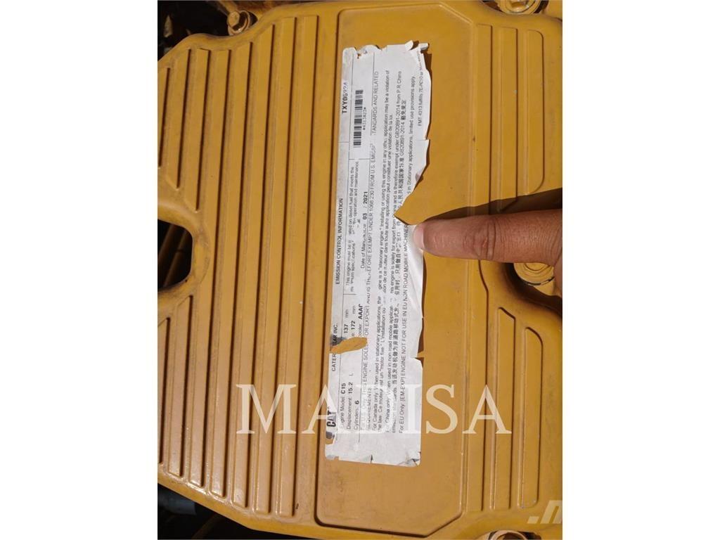 CAT 740 GC Kloubové dempry