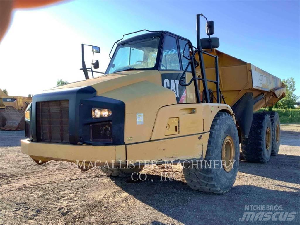 CAT 740B Kloubové dempry