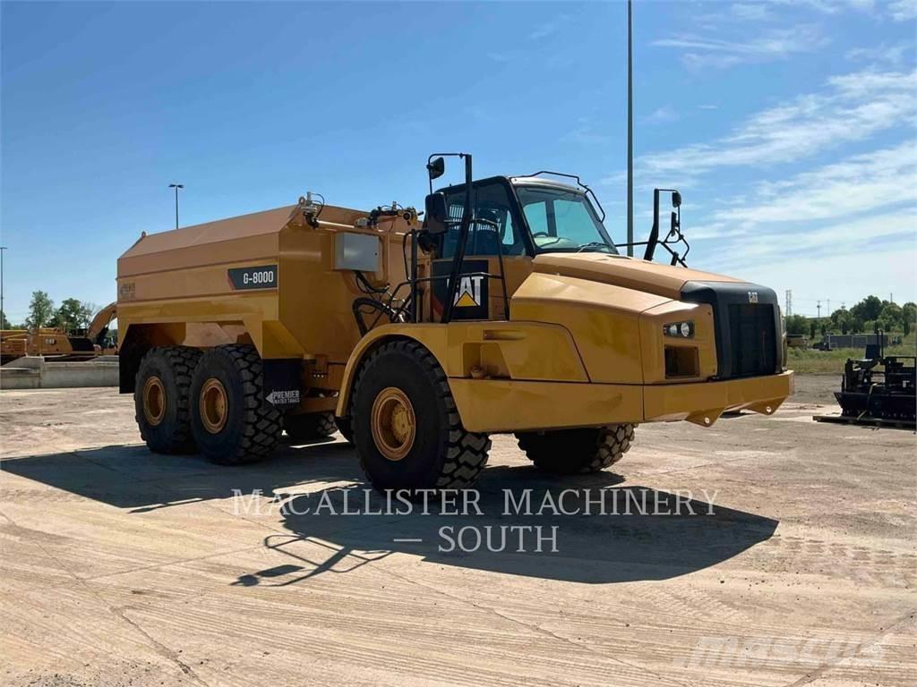 CAT 740B Kloubové dempry