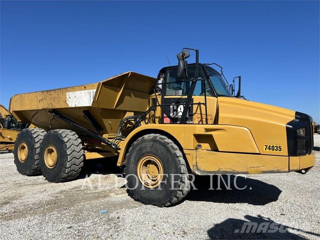 CAT 740B Kloubové dempry