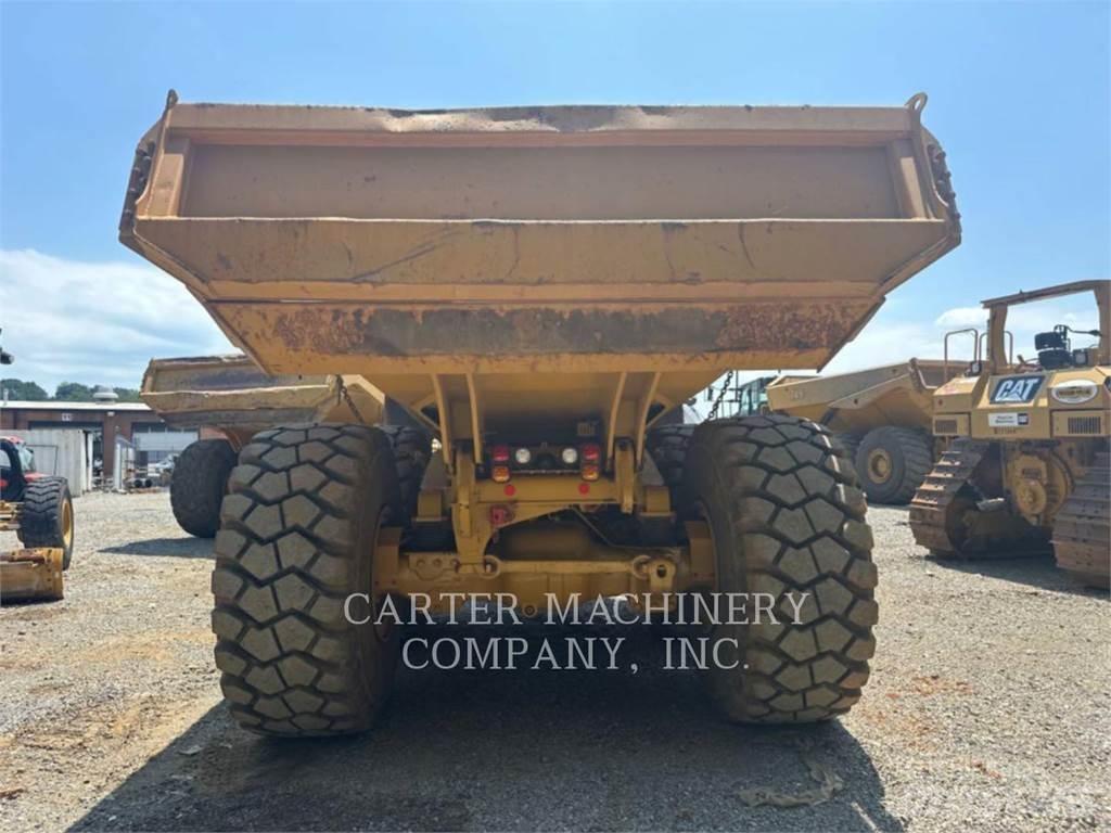 CAT 740GC Kloubové dempry