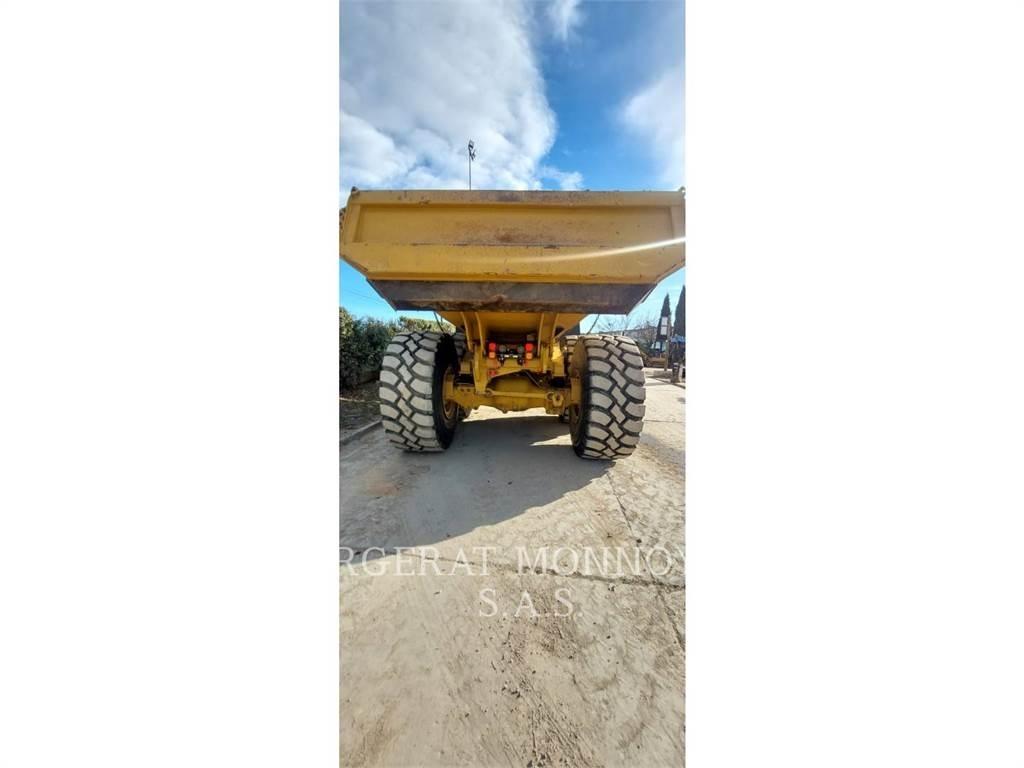 CAT 740GC Kloubové dempry