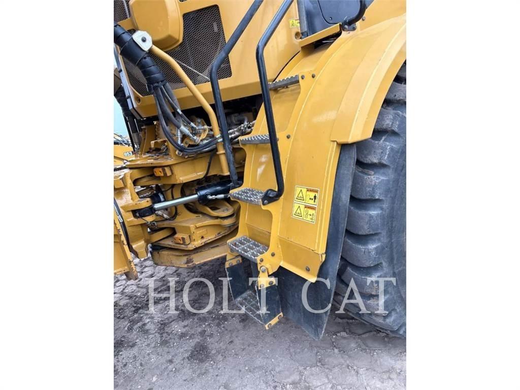 CAT 740GC Kolové nakladače