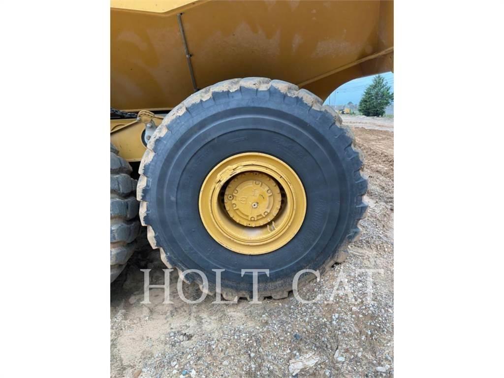 CAT 745 Kloubové dempry