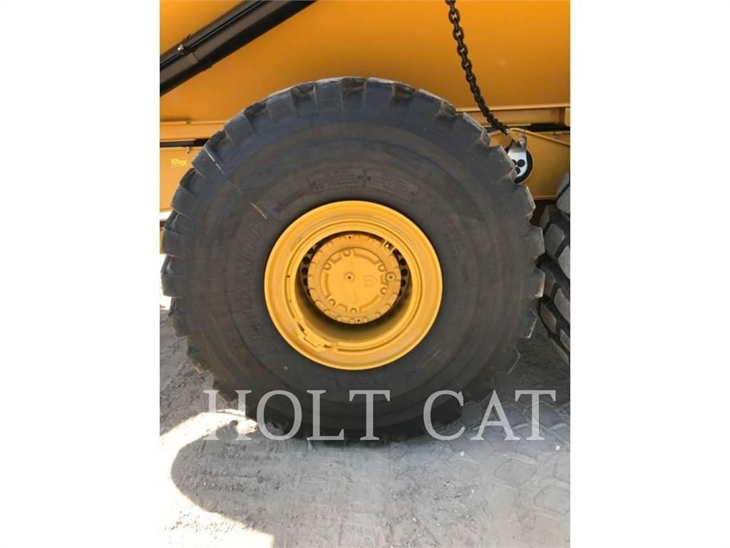 CAT 745 Kloubové dempry