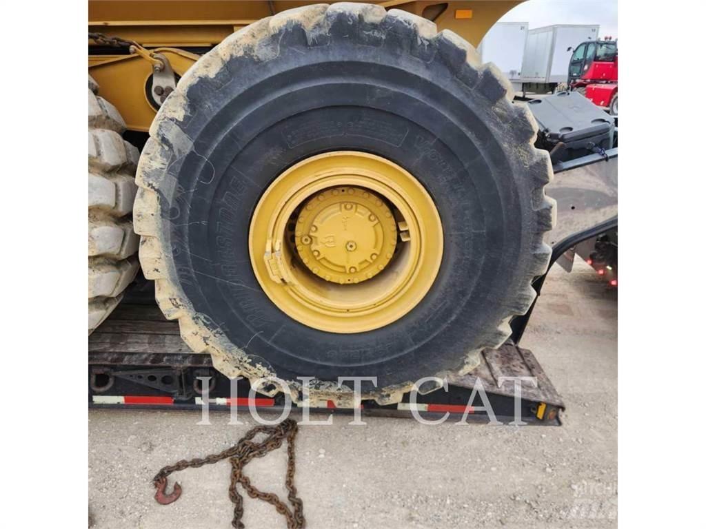 CAT 745 Kloubové dempry