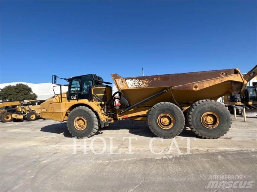 CAT 745 Kloubové dempry