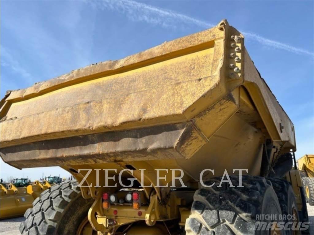 CAT 745 Kloubové dempry