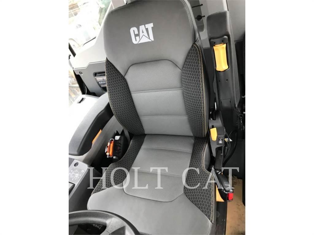 CAT 745 Kloubové dempry