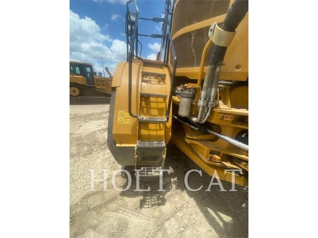 CAT 745 Kloubové dempry