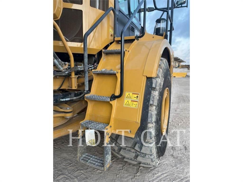 CAT 745 Kloubové dempry