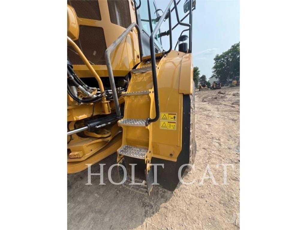 CAT 745 Kloubové dempry