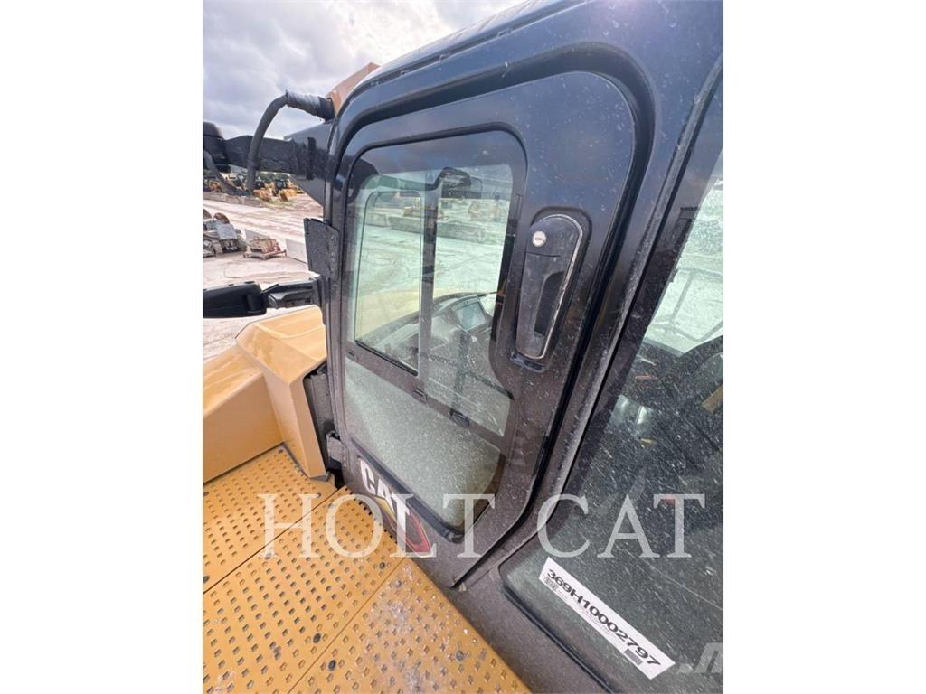 CAT 745 Kloubové dempry