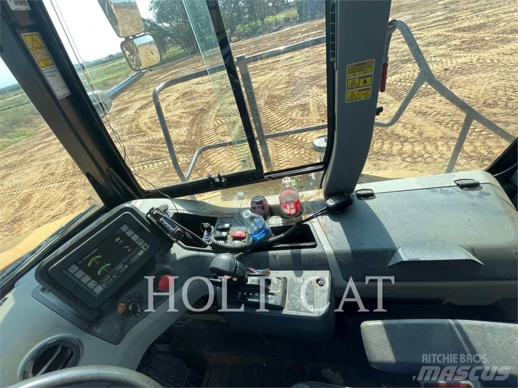 CAT 745-04 Kloubové dempry