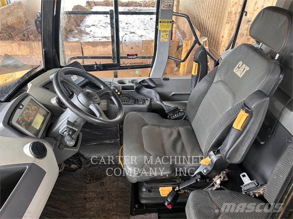 CAT 745-04 Kloubové dempry