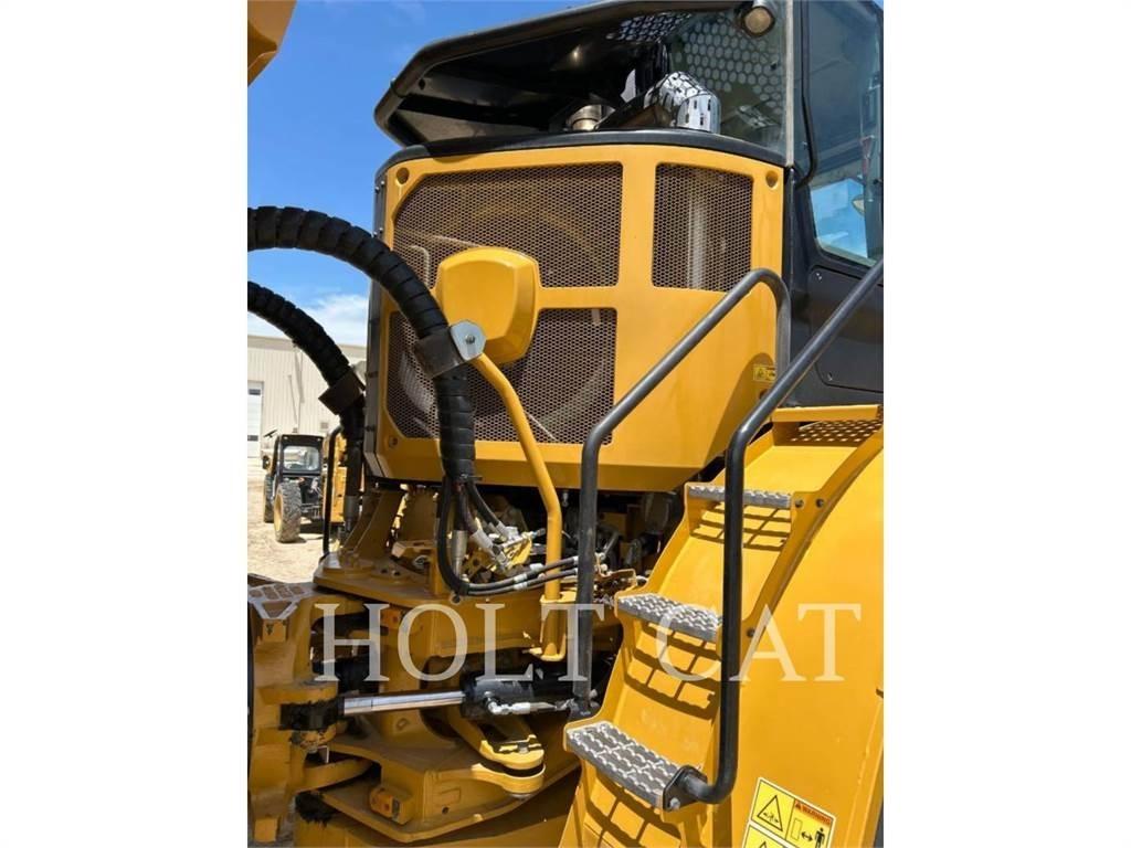 CAT 745 TG Kloubové dempry