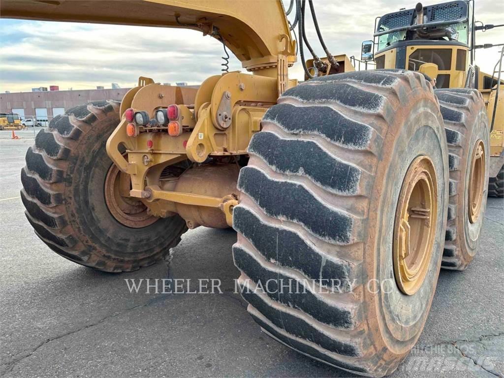 CAT 745 W/PAN Kloubové dempry