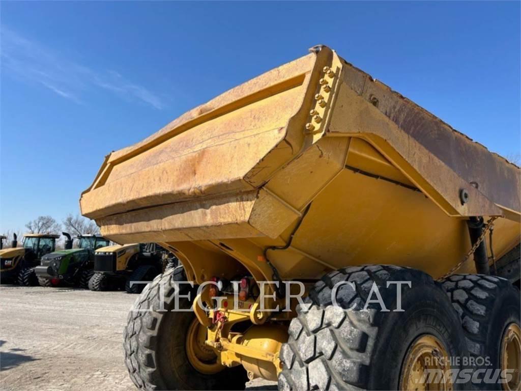CAT 745C Kloubové dempry