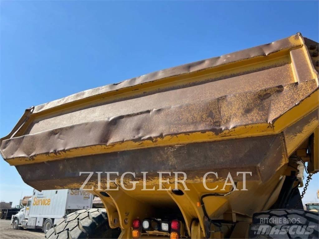 CAT 745C Kloubové dempry