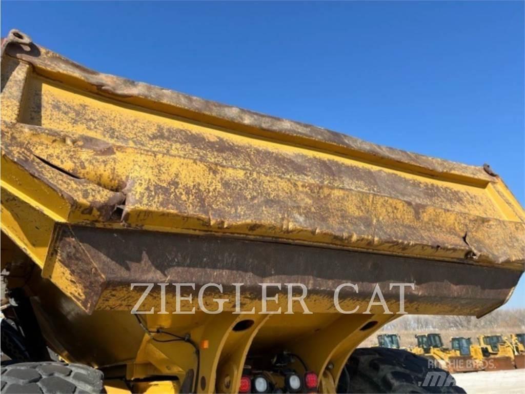 CAT 745C Kloubové dempry