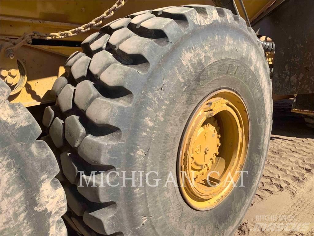CAT 745C T Kloubové dempry