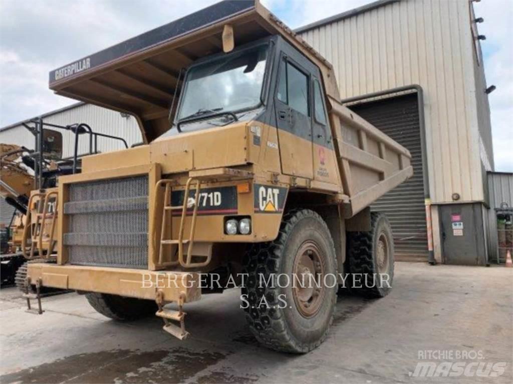 CAT 771D Kloubové dempry