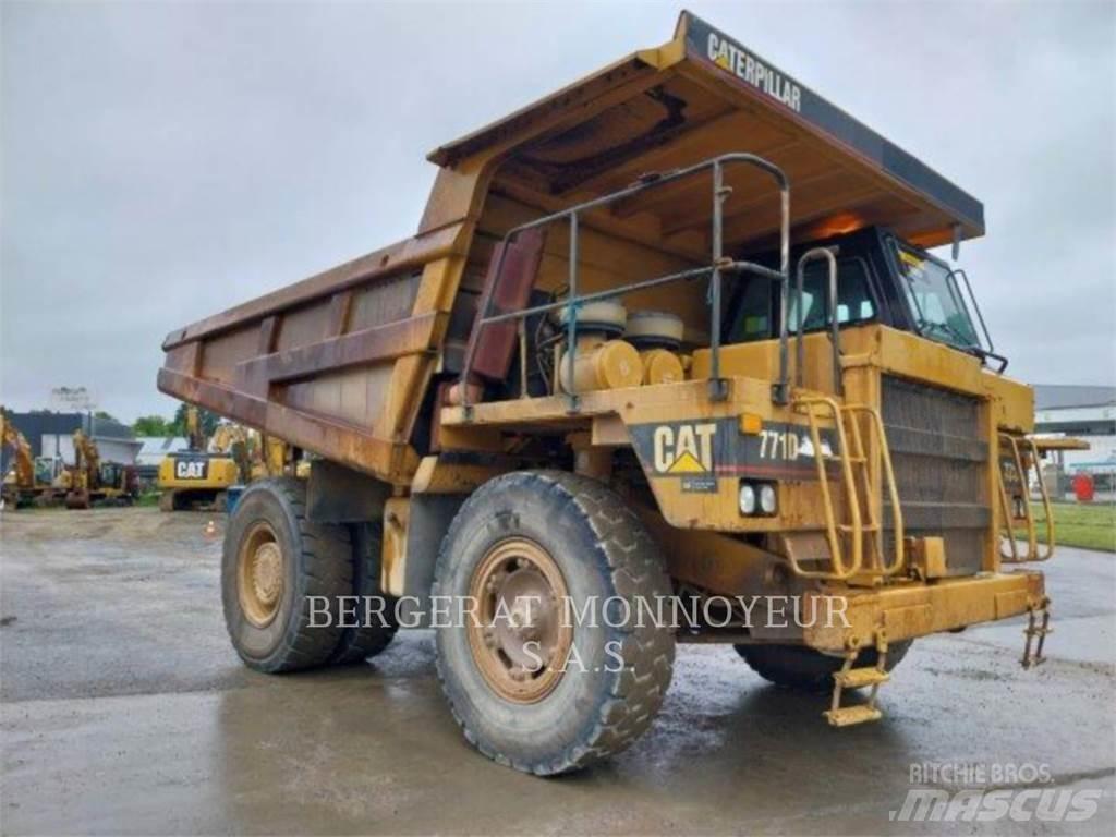 CAT 771D Kloubové dempry