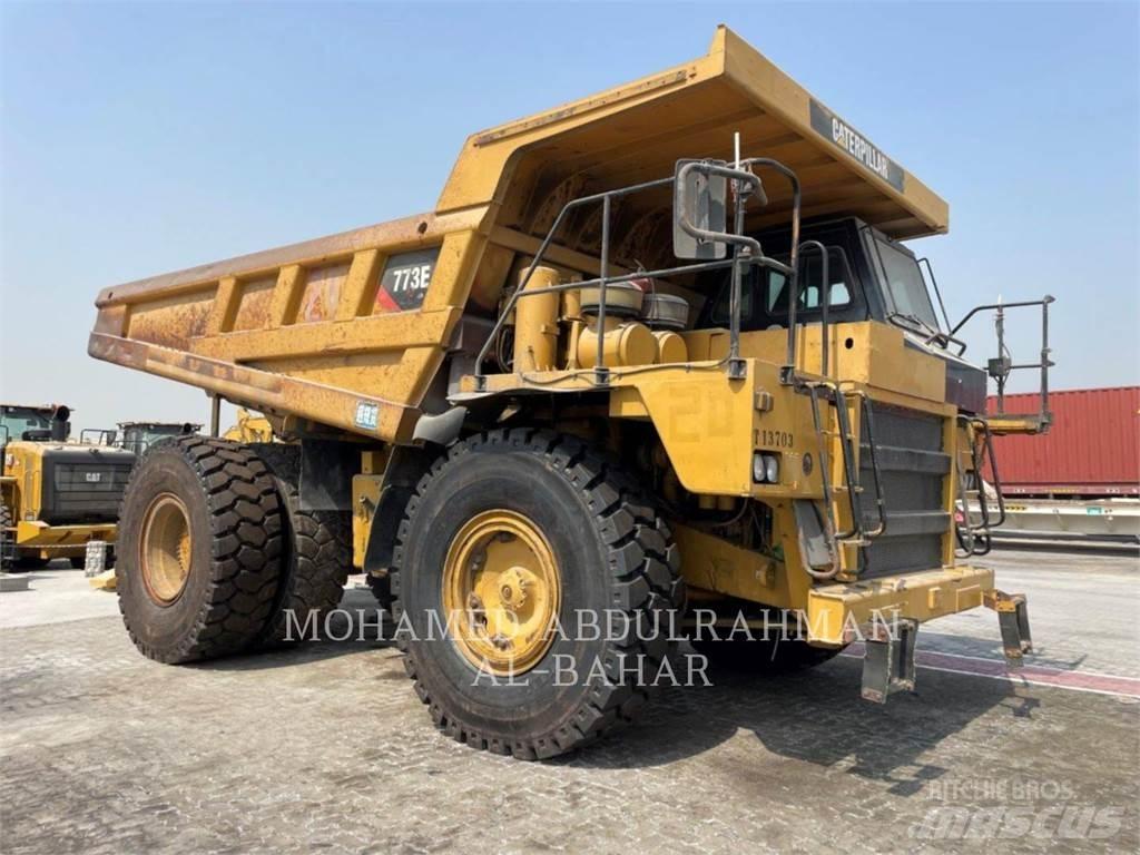 CAT 773E Kloubové dempry