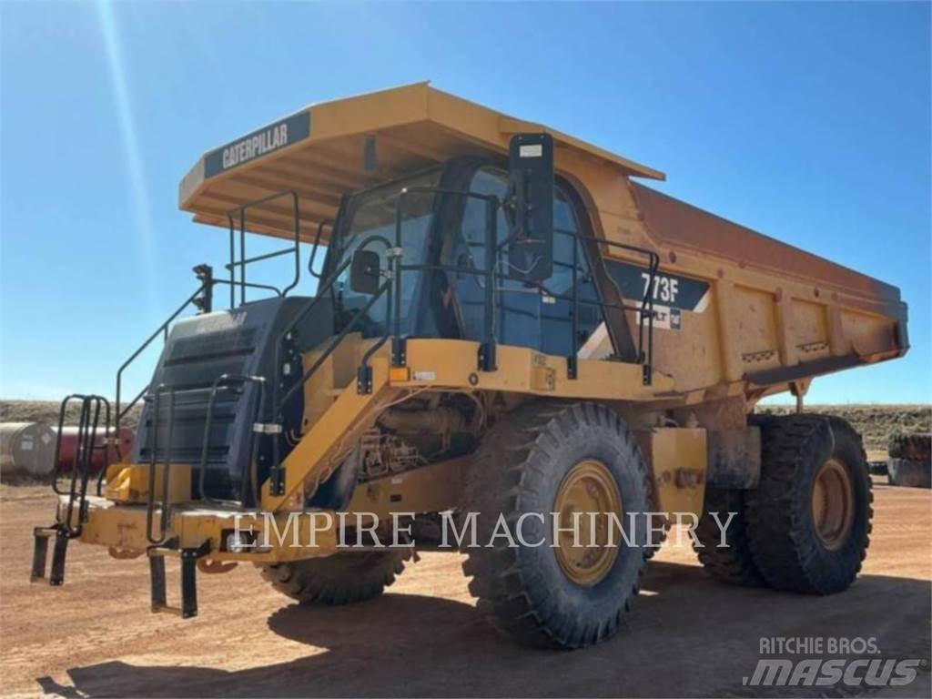 CAT 773F Kloubové dempry