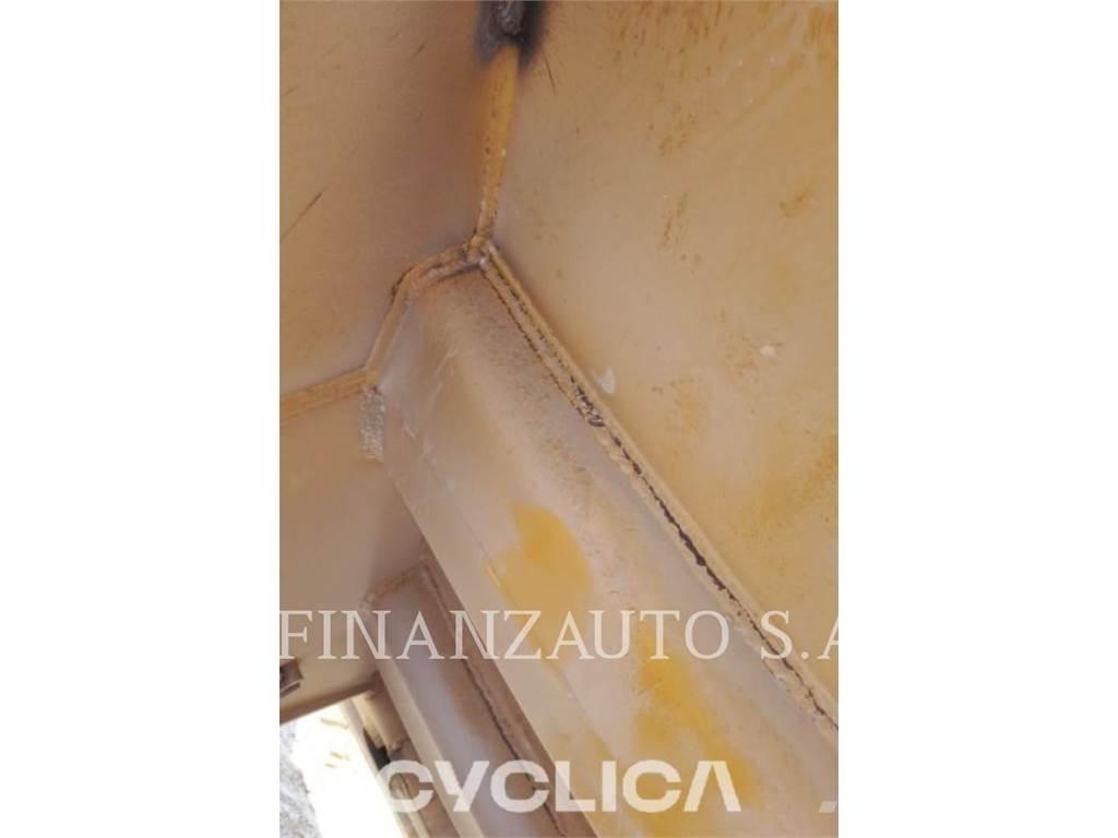 CAT 775E Kloubové dempry