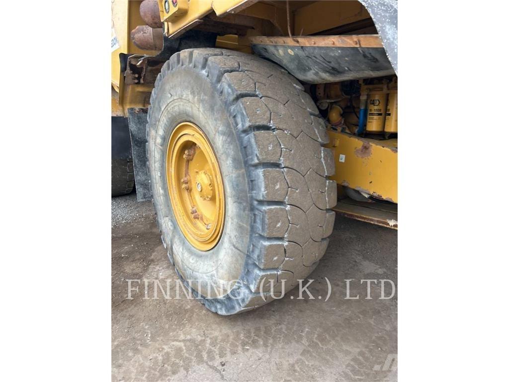 CAT 775G Kloubové dempry