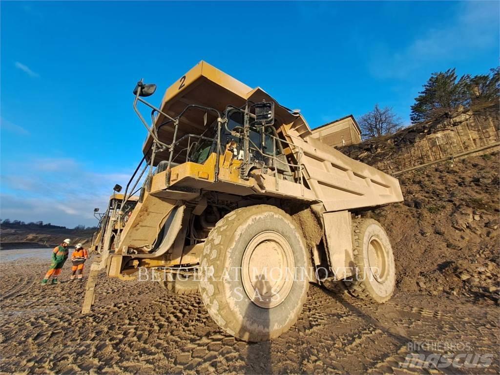 CAT 777G Kloubové dempry