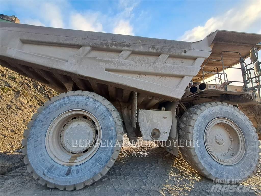 CAT 777G Kloubové dempry