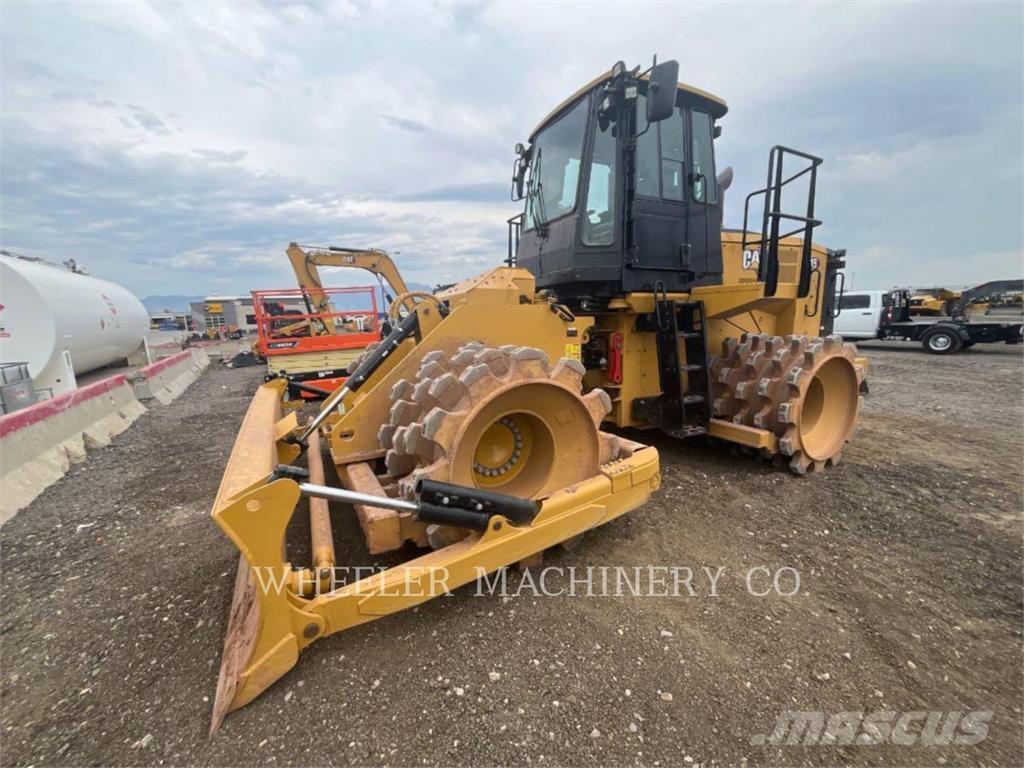 CAT 815 Kombinované válce