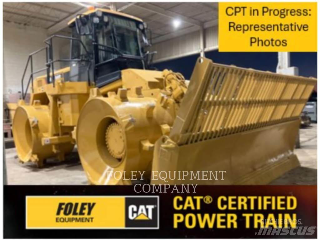 CAT 826H Půdní kompaktory