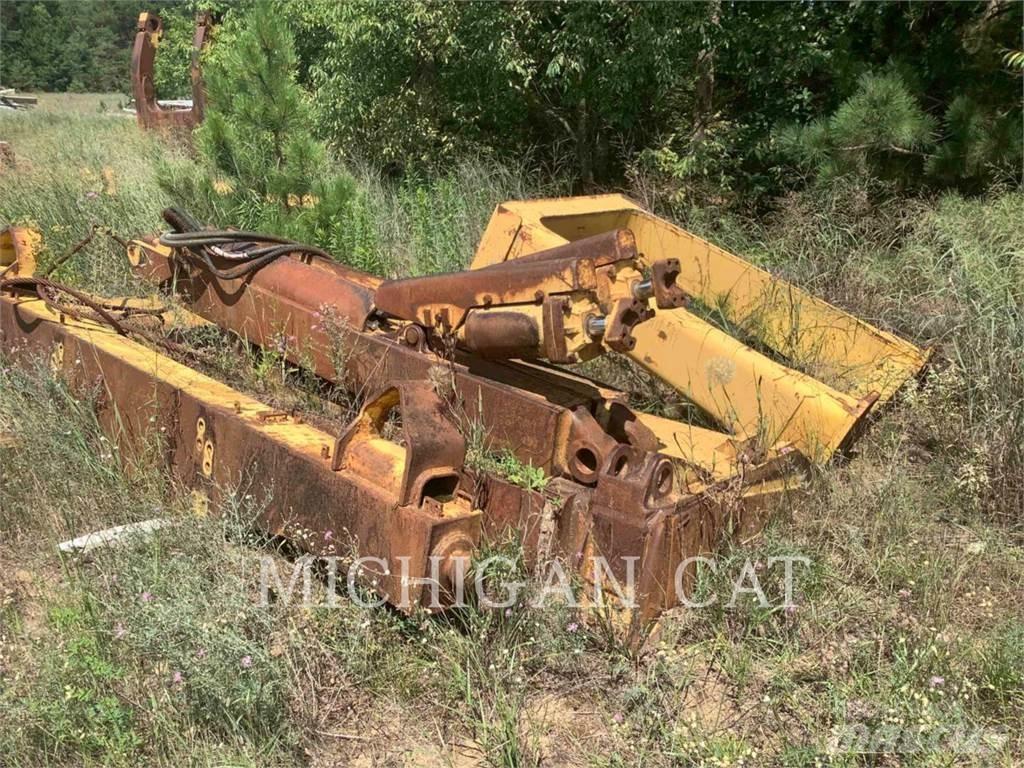 CAT 834B Kolové nakladače
