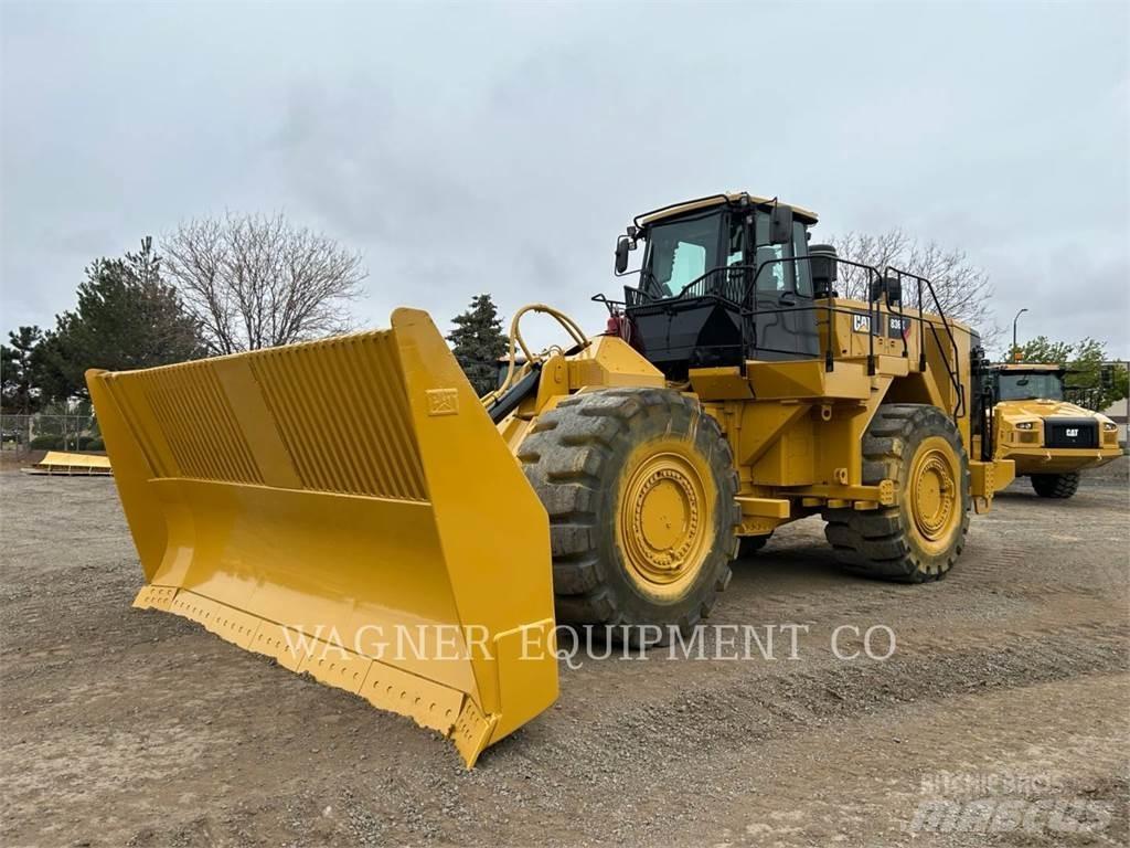 CAT 836K Kolové nakladače