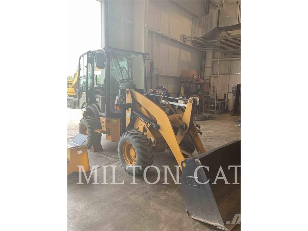 CAT 903D Kolové nakladače