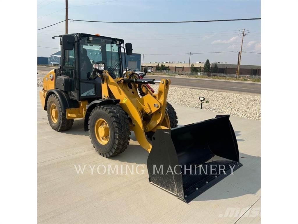 CAT 906 Kolové nakladače
