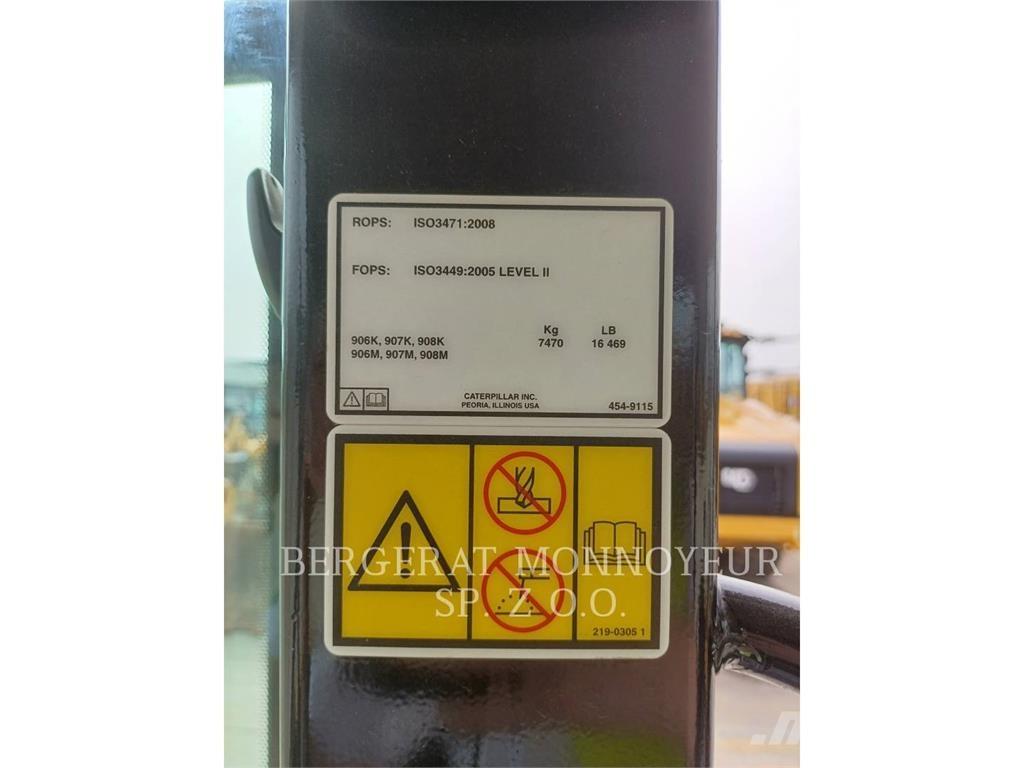 CAT 906 M Kolové nakladače