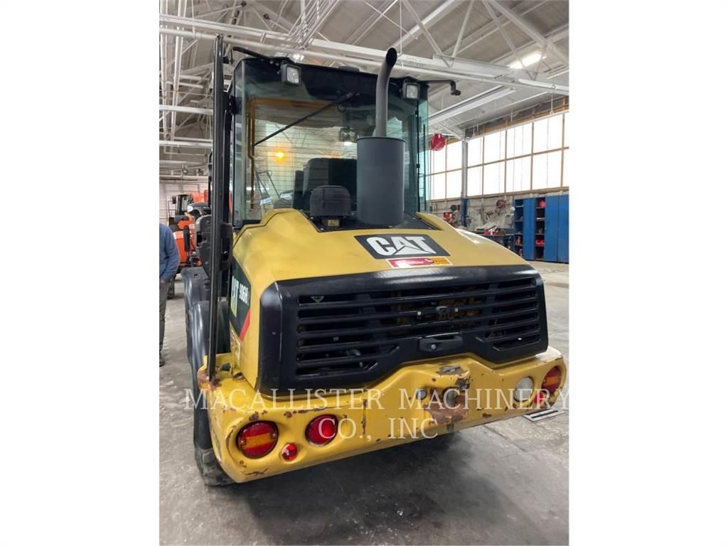 CAT 906H2 Kolové nakladače