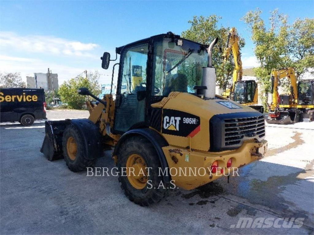 CAT 906H2 Kolové nakladače