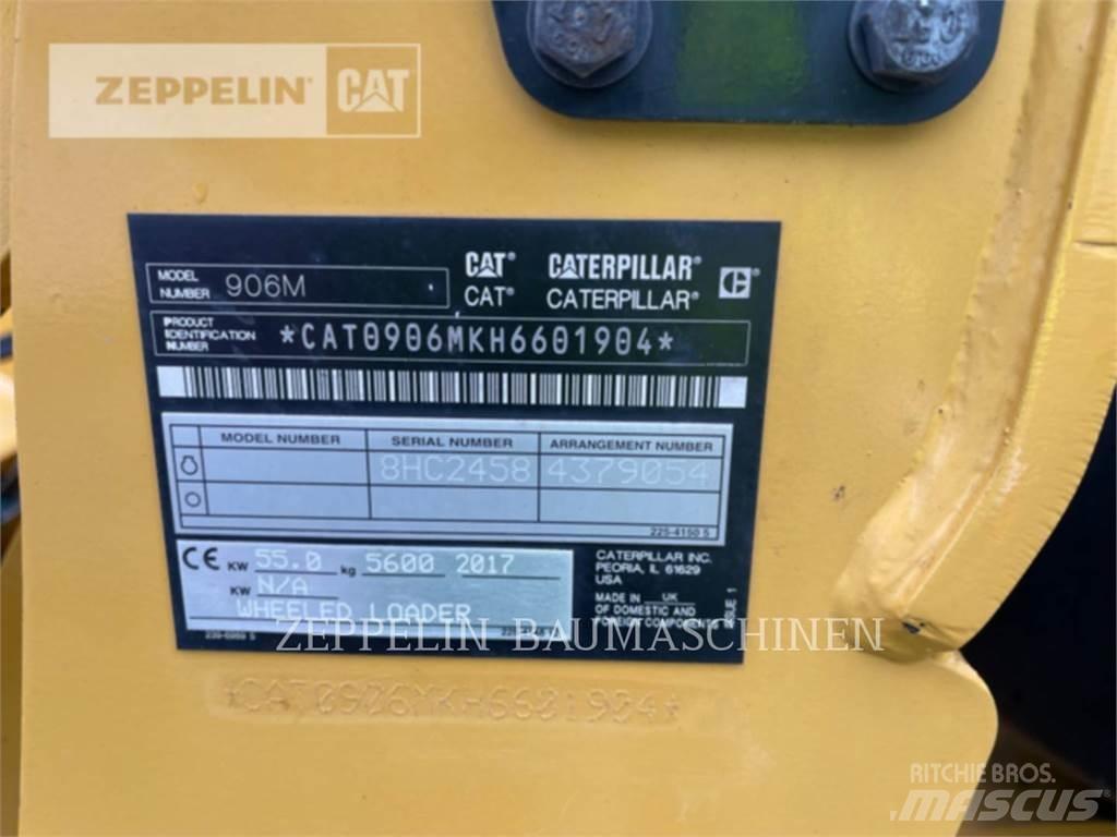 CAT 906M Kolové nakladače