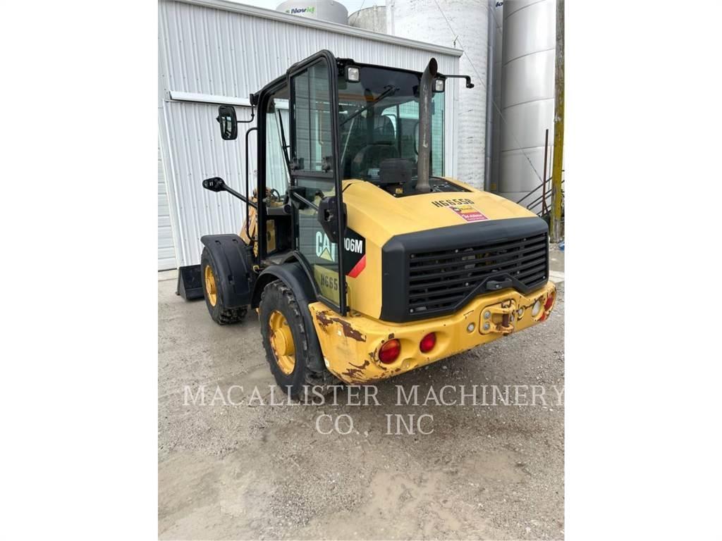 CAT 906M Kolové nakladače