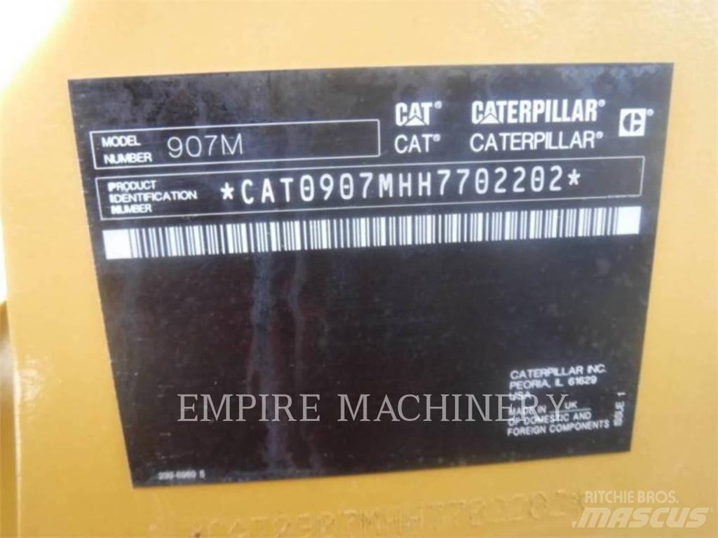 CAT 907M Kolové nakladače