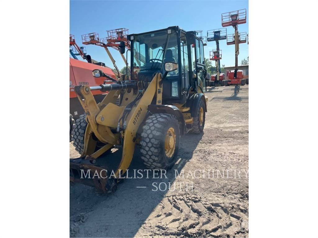 CAT 907M Kolové nakladače
