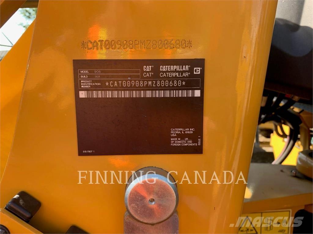 CAT 908 Kolové nakladače