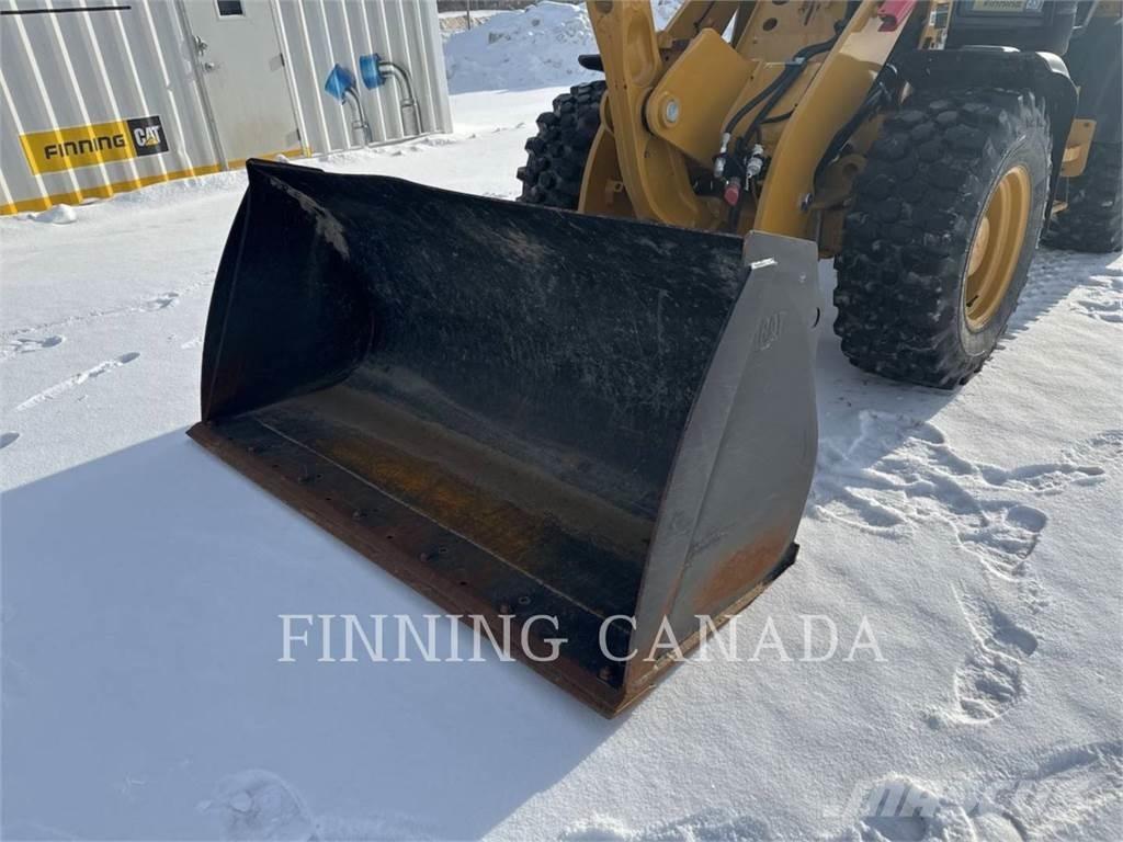 CAT 908-14 Kolové nakladače