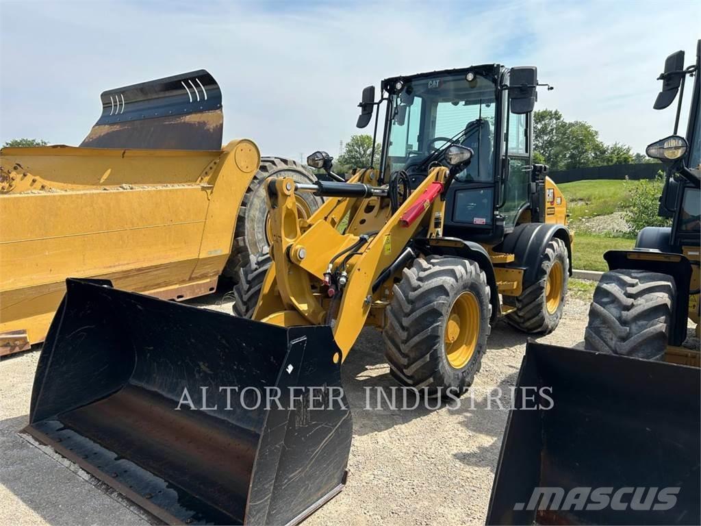 CAT 908-14 Kolové nakladače